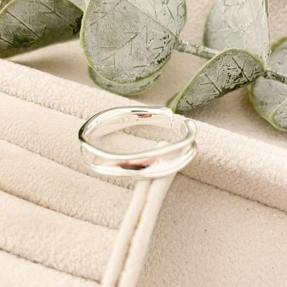 925 Sterling Silver Thin Ring Band Minimalist Ring Stackable Ring Band - Picture 9 of 9